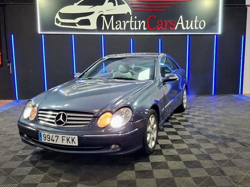 Usado Mercedes CLK270 Elegance 170 CV (125 kW) 2003 Gris / plata Coupe
