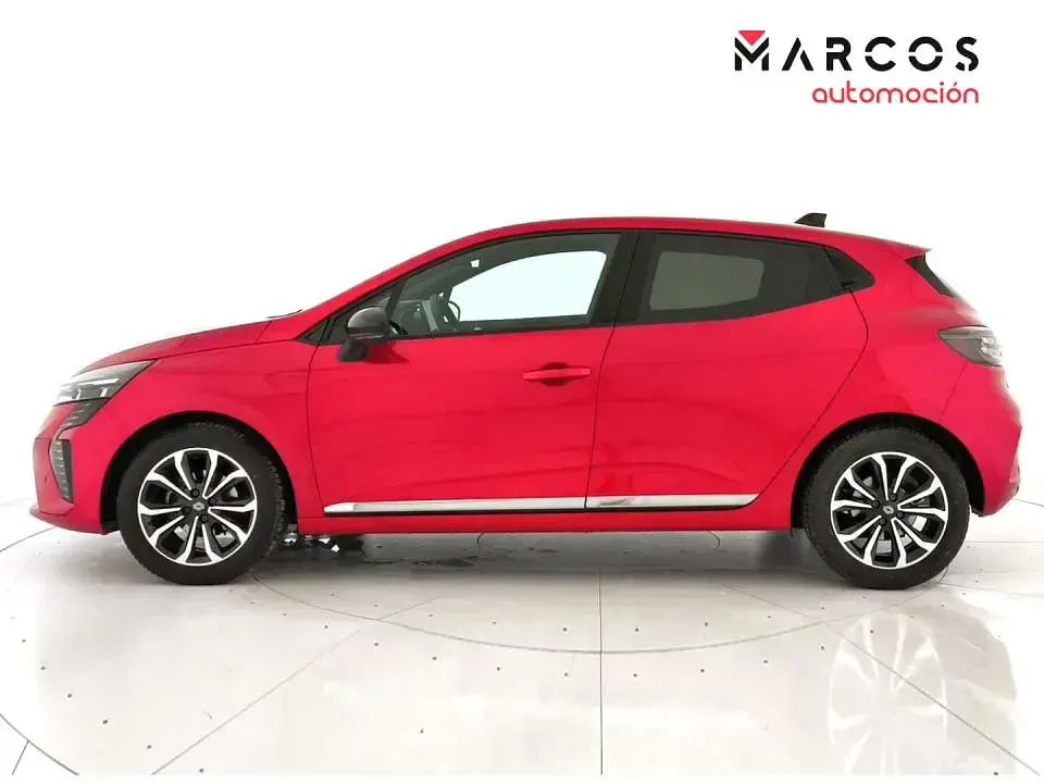 Usado Renault Clio Techno 100 CV (73 kW) 2025 Utilitario