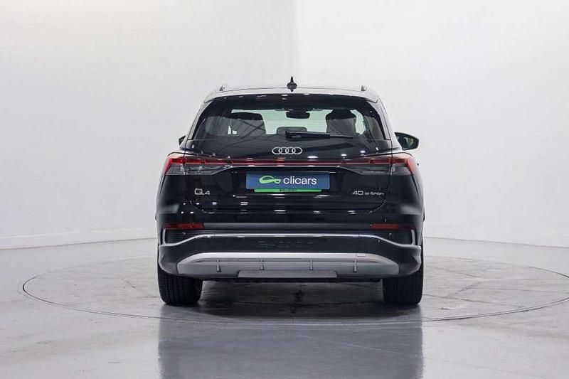 Usado Audi Q4 e-tron S-Line 150 kW (204 CV) 2023 Negro SUV