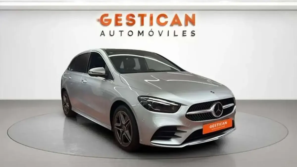 Usado Mercedes B250e 218 CV (160 kW) 2022 Gris Monovolumen