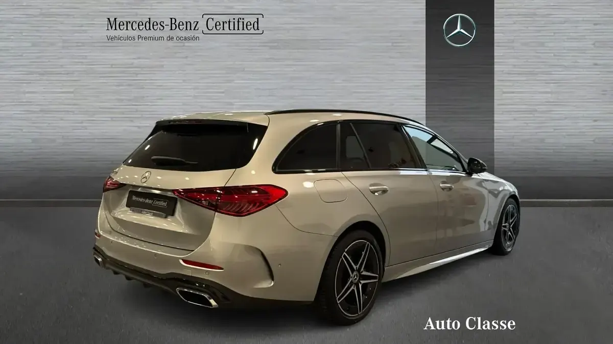 Usado Mercedes C220 200 CV (147 kW) 2025 Gris Familiar