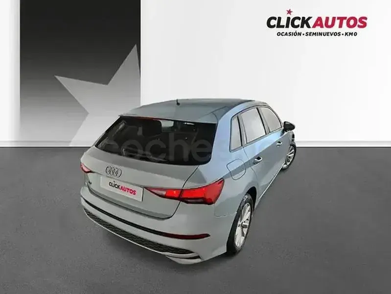 Usado Audi A3 Advanced 116 CV (85 kW) 2025 Gris / plata Berlina