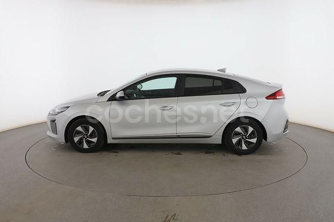 Usado Hyundai Ioniq 143 CV (105 kW) 2018 Gris Utilitario