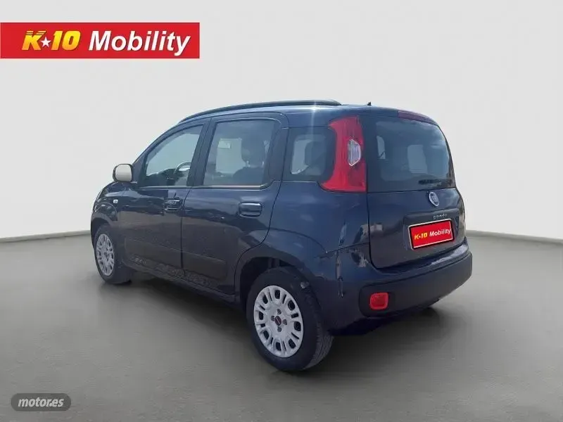 Usado Fiat Panda Lounge 69 CV (50 kW) 2019 Azul Utilitario