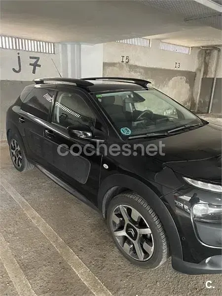 Usado Citroën C4 Shine Edition 110 CV (80 kW) 2018 Negro Berlina