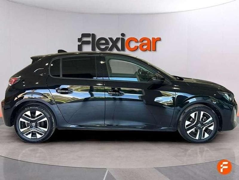 Usado Peugeot 208 Allure 101 CV (74 kW) 2025 Negro Utilitario