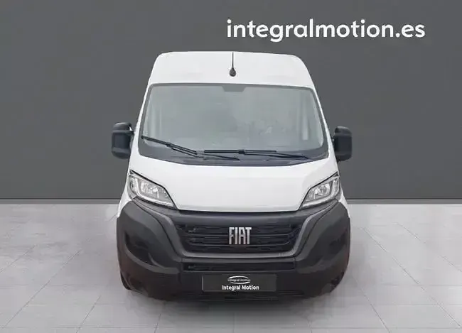 Usado Fiat Ducato 140 CV (102 kW) 2023 Blanco Van