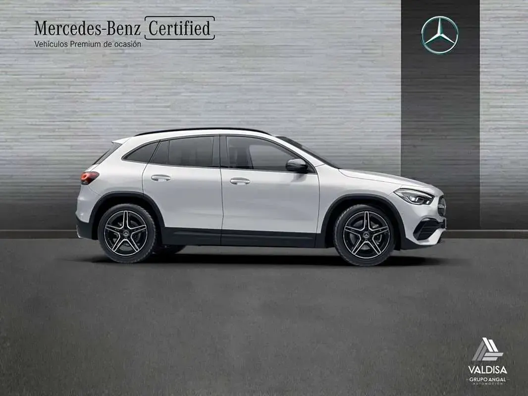 Usado Mercedes GLA200 163 CV (119 kW) 2022 SUV