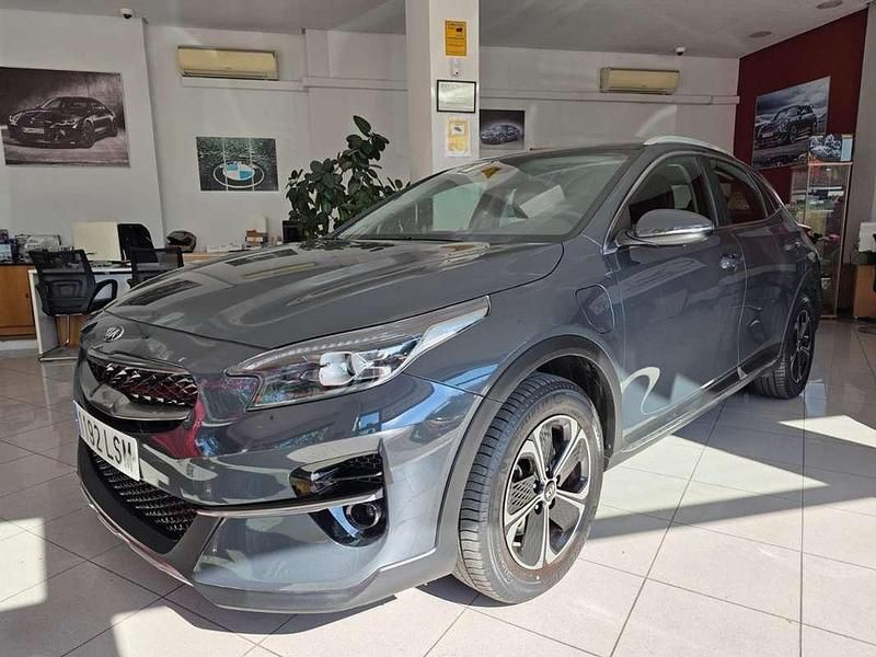 Usado Kia XCeed 141 CV (103 kW) 2021 Gris SUV