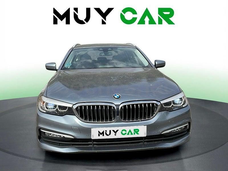 Usado BMW 520 190 CV (139 kW) 2018 Gris / plata Familiar