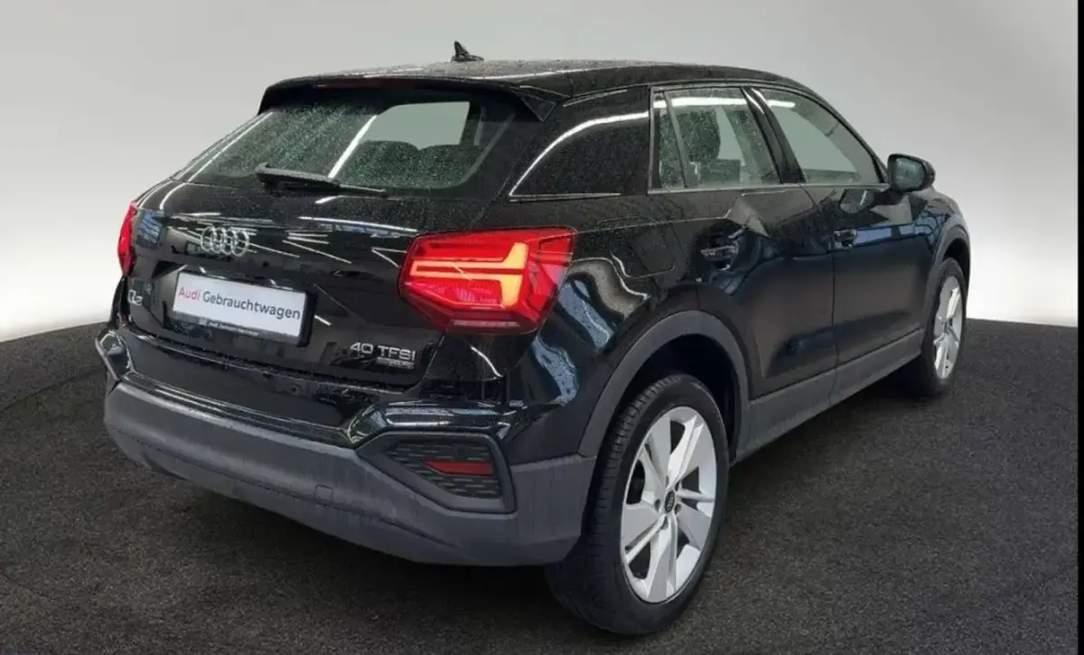 Usado Audi Q2 Advanced 190 CV (139 kW) 2022 Negro SUV