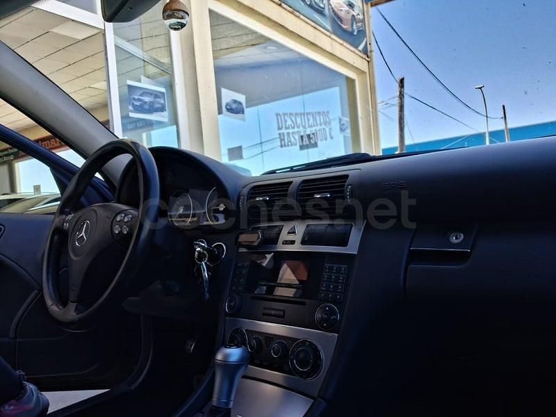 Usado Mercedes C200 Sport Edition 122 CV (89 kW) 2007 Negro Berlina
