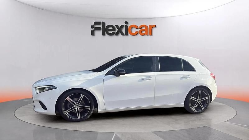 Käytetty Mercedes A180 116 HP (85 kW) 2019 Valkoinen Sedan