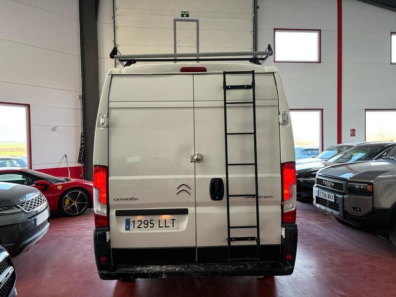 Usado Citroën Jumper 120 CV (88 kW) 2021 Blanco Monovolumen