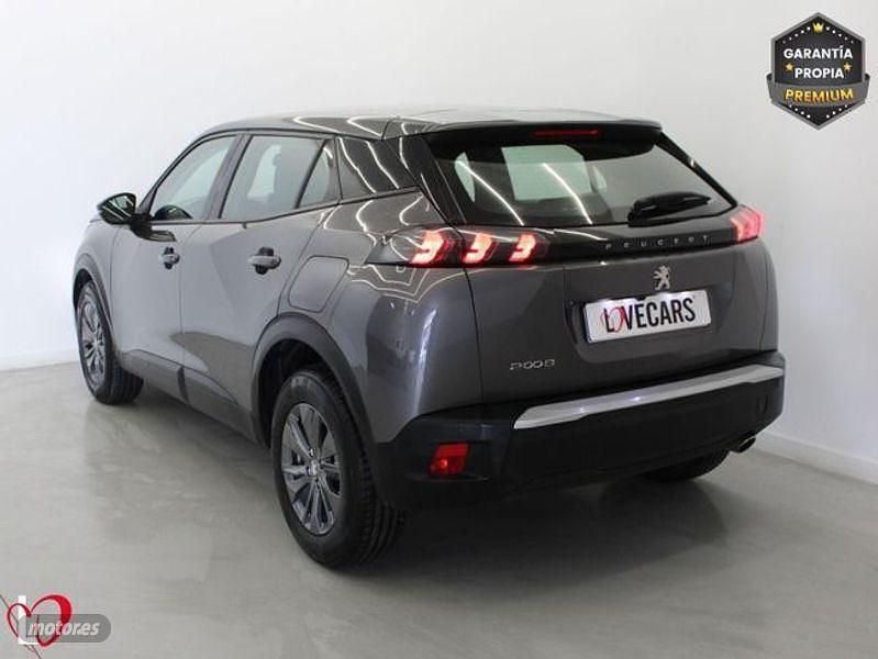 Usado Peugeot 2008 Active 111 CV (81 kW) 2022 Gris SUV