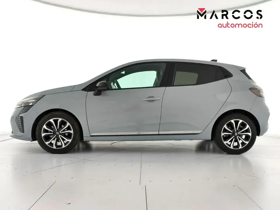 Usado Renault Clio Techno 100 CV (73 kW) 2025 Utilitario