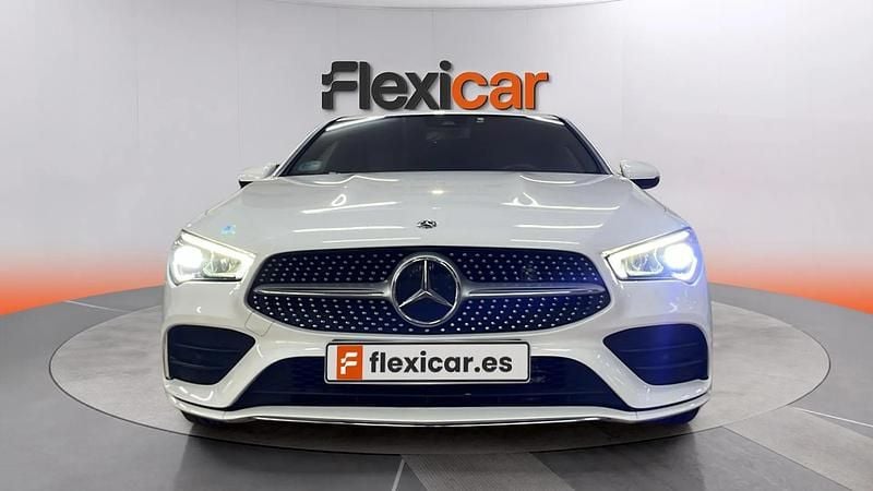 Używany Mercedes CLA200 Shooting Brake 150 KM (110 kW) 2020 Biały Kombi