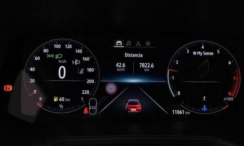 Usado Renault Clio V Techno 91 CV (66 kW) 2023 Rojo Utilitario