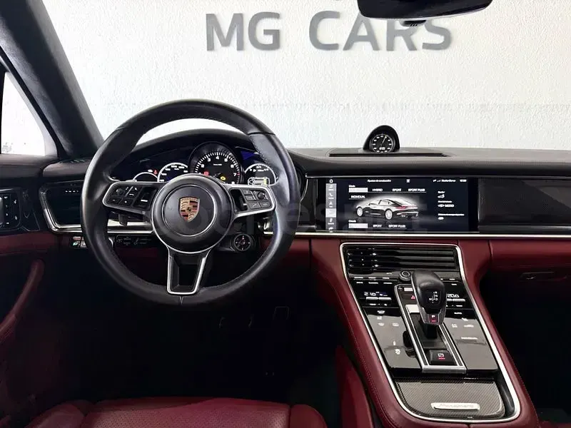 Usado Porsche Panamera 4 Executive 462 CV (339 kW) 2018 Gris / plata Utilitario