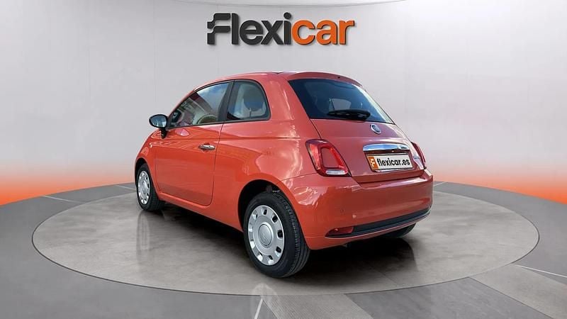 Usado Fiat 500 Club 71 CV (52 kW) 2023 Rojo Berlina