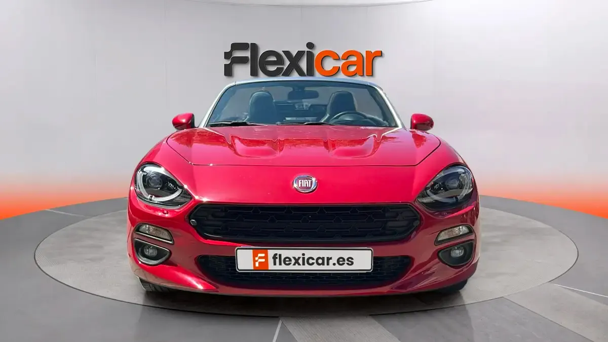 Usado Fiat 124 Spider Lusso 140 CV (102 kW) 2019 Rojo Descapotable