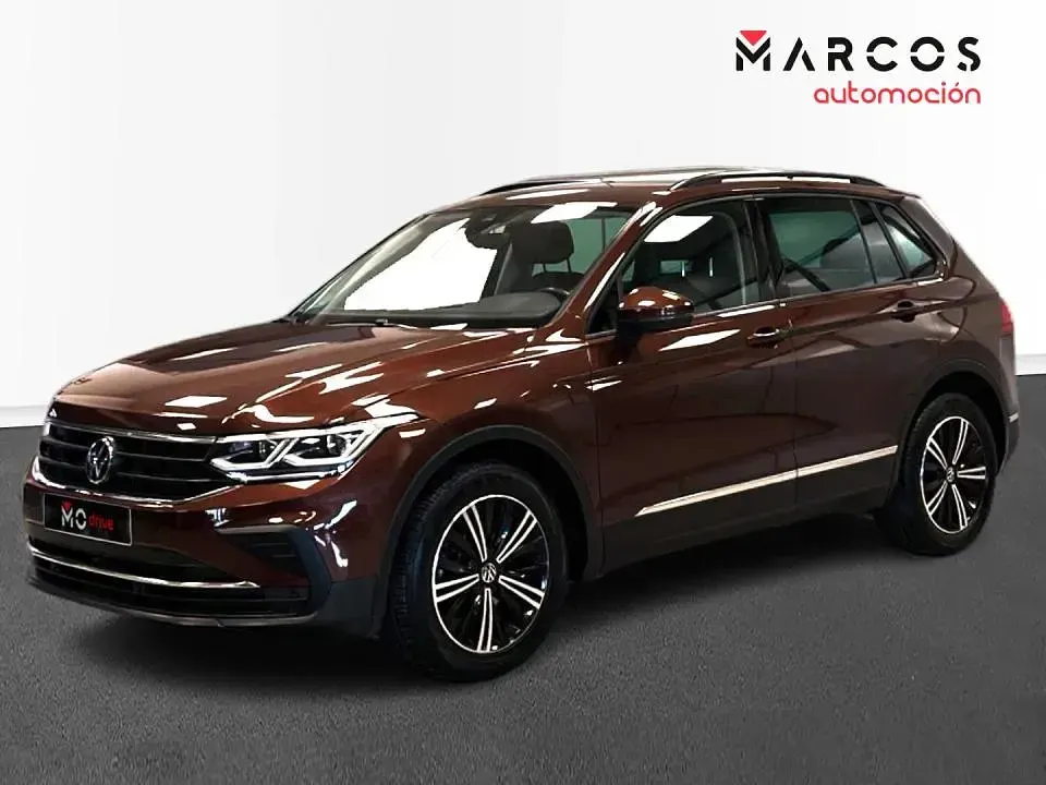 Usado VW Tiguan Life 150 CV (110 kW) 2023 SUV