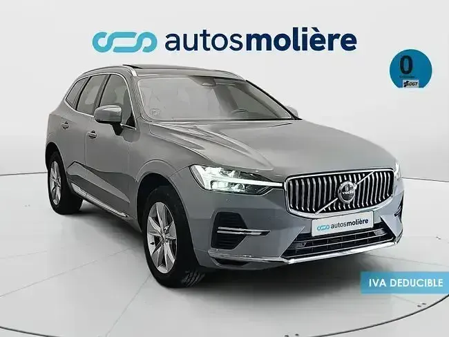 Begagnad Volvo XC60 Core 350 HK (257 kW) 2023 Grå SUV