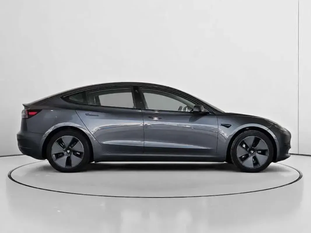 Usado Tesla Model 3 RWD 208 kW (283 CV) 2023 Blanco Berlina