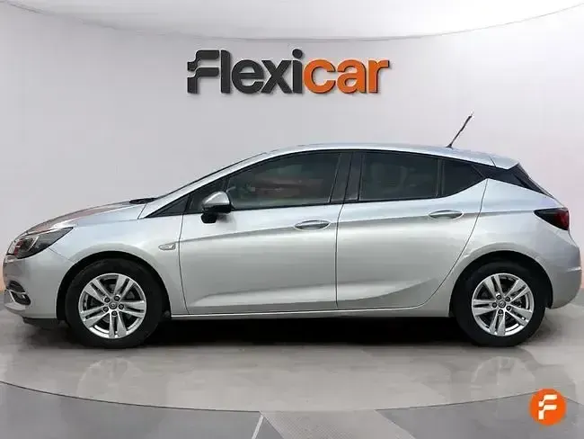 Usado Opel Astra Business Elegance 130 CV (95 kW) 2020 Gris Berlina