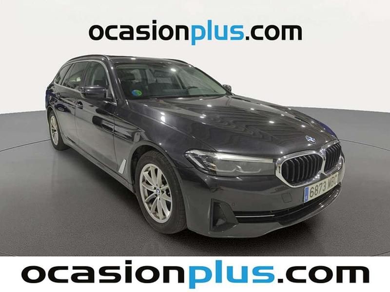 Usado BMW 520 Luxury Line 190 CV (139 kW) 2022 Gris Familiar