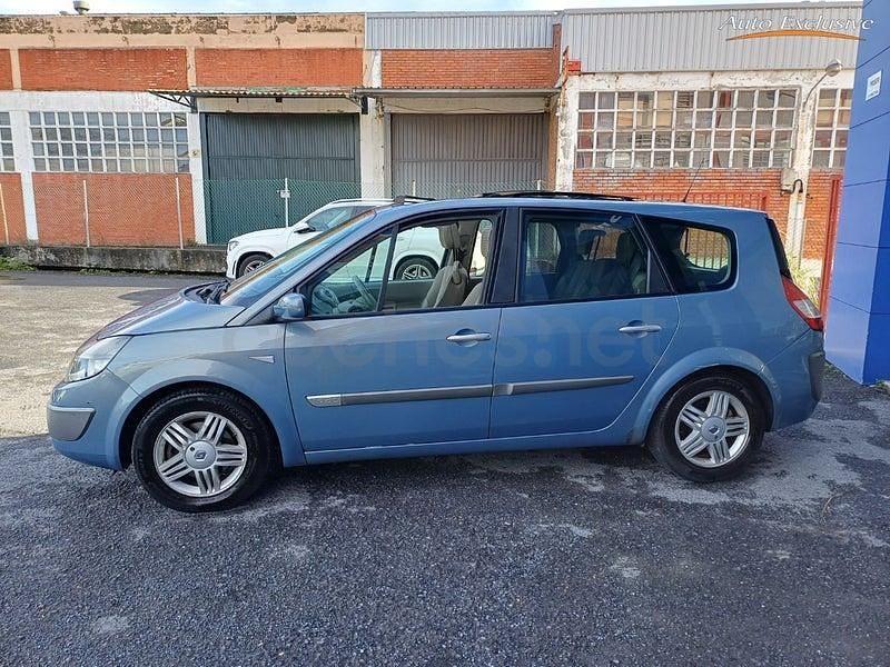 Usado Renault Scénic II Privilege 120 CV (88 kW) 2005 Azul Monovolumen