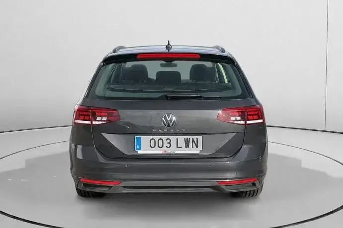 Usado VW Passat Business 122 CV (89 kW) 2022 Familiar