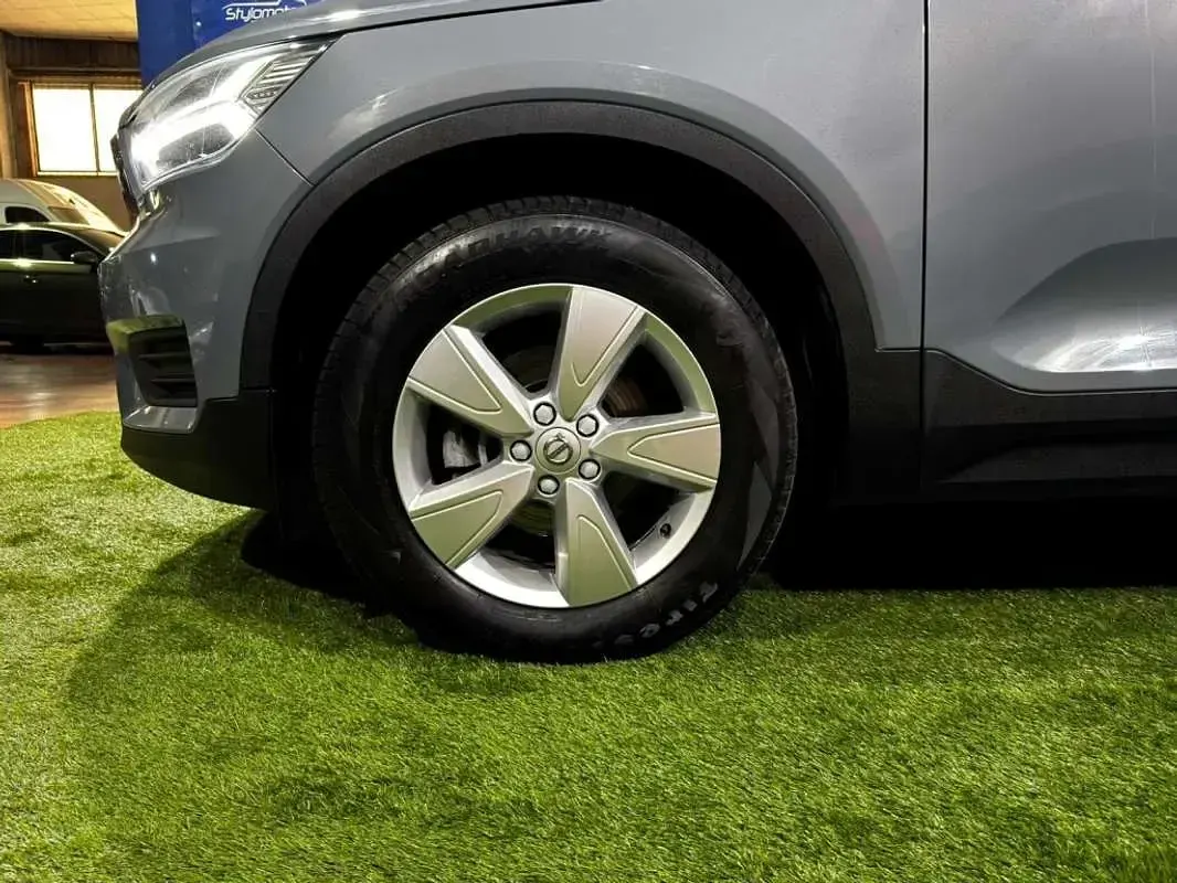Usado Volvo XC40 150 CV (110 kW) 2020 Azul SUV