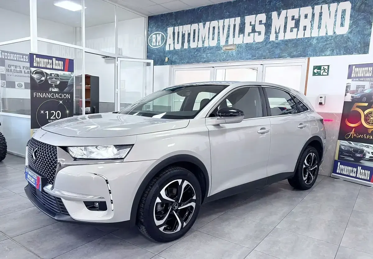 Usado DS Automobiles DS7 Crossback Chic 130 CV (95 kW) 2021 Gris SUV
