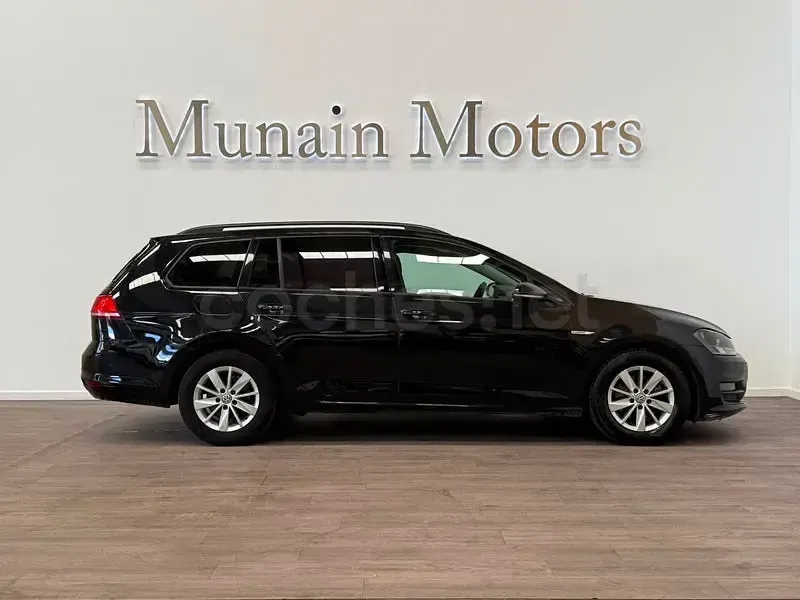Usado VW Golf VII Business 110 CV (80 kW) 2014 Negro Familiar