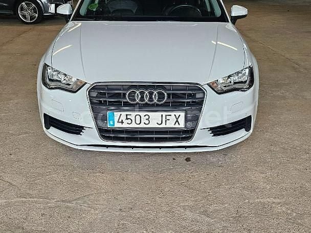 Blanco Usado 2015 Audi A3 Attraction Berlina | 14.800 € (Precio justo) - Imagen 1/4