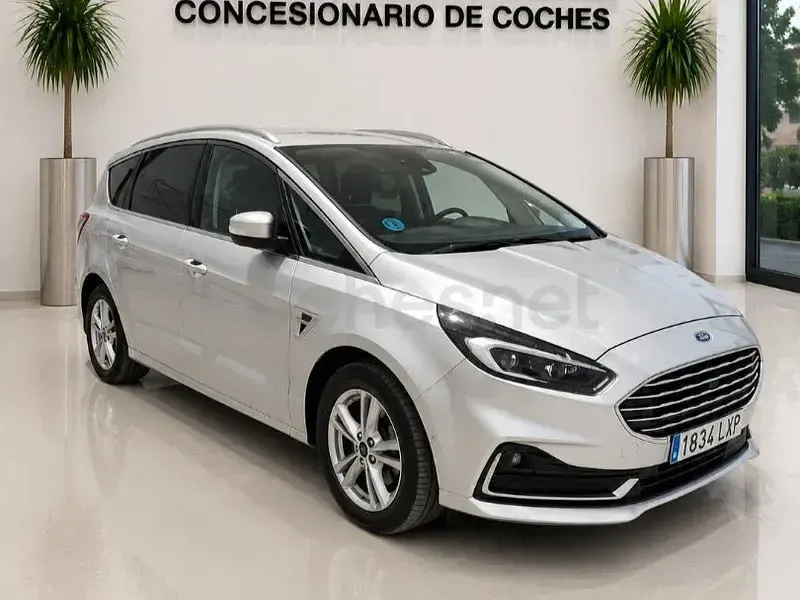 Usado Ford S-MAX Titanium 150 CV (110 kW) 2022 Gris / plata Monovolumen