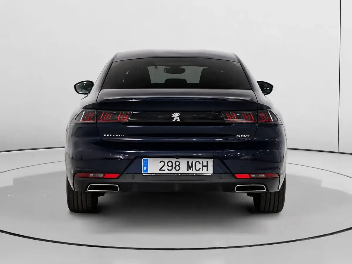 Usado Peugeot 508 Allure 131 CV (96 kW) 2022 Negro Berlina