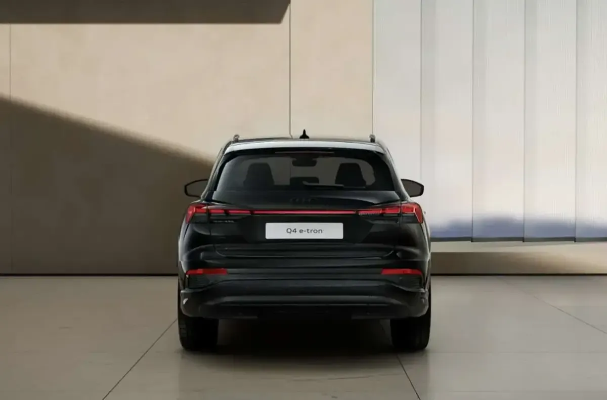 Nuevo Audi Q4 e-tron 210 kW (286 CV) 2026 Negro SUV