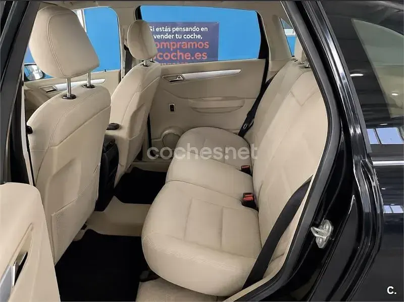 Usado Mercedes B200 140 CV (102 kW) 2007 Negro Monovolumen