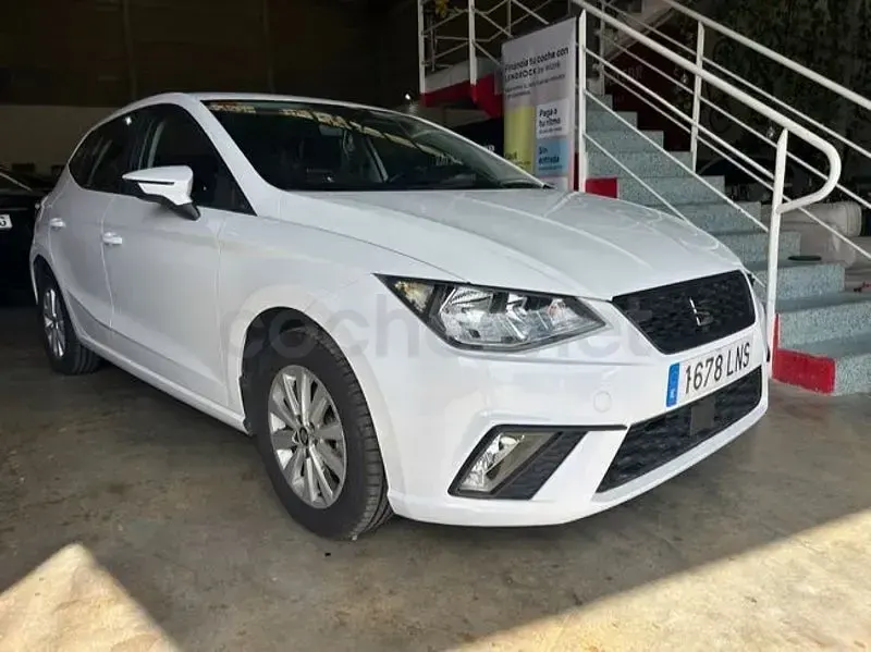 Usado Seat Ibiza Business 90 CV (66 kW) 2021 Blanco Utilitario