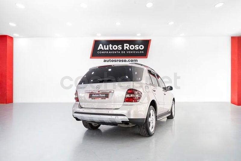 Usado Mercedes ML320 224 CV (164 kW) 2006 Marrón SUV