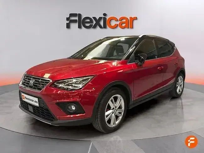 Usado Seat Arona Ecomotive 115 CV (84 kW) 2019 Rojo SUV