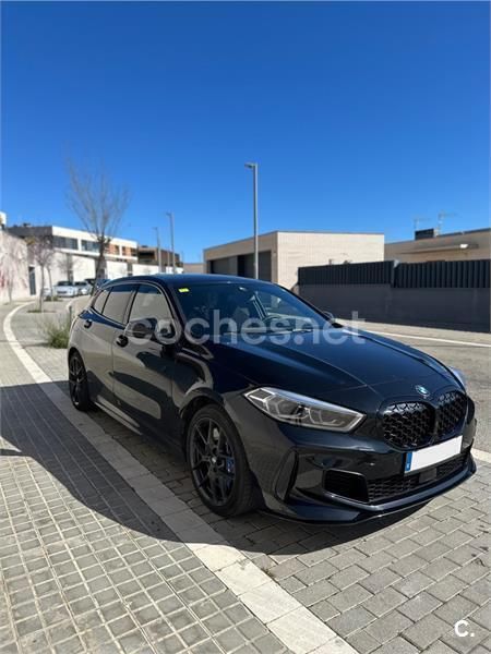 Usado BMW M135 Comfort Edition 306 CV (225 kW) 2020 Negro Utilitario
