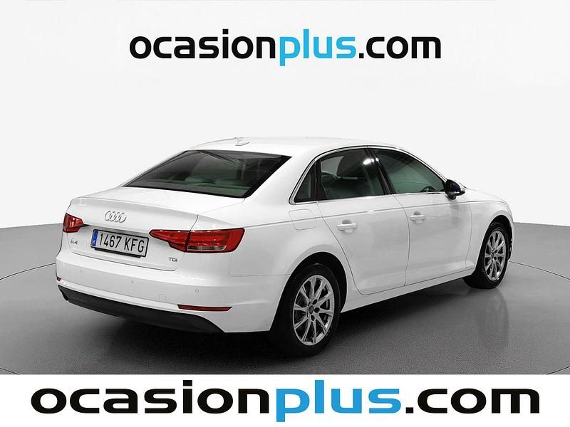 Usado Audi A4 Advanced 150 HP (110 kW) 2017 Branco Sedan