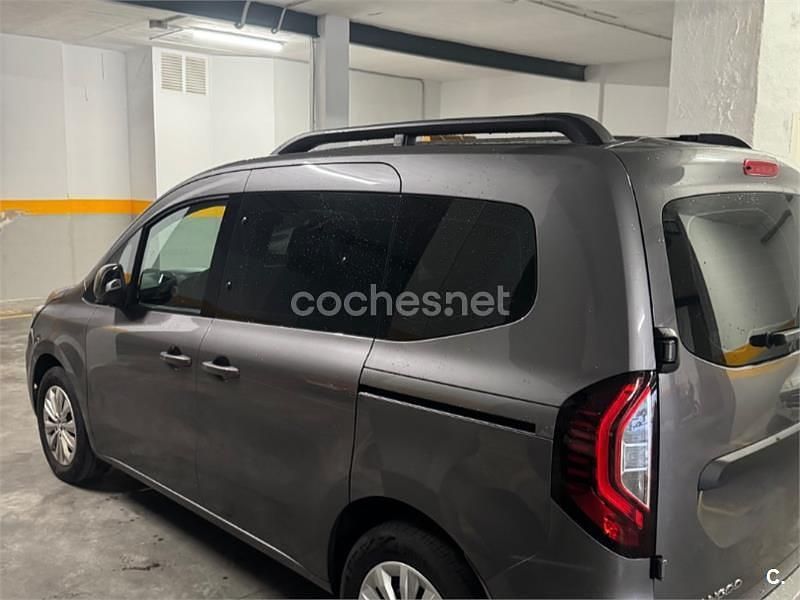 Usado Renault Kangoo Equilibre 130 CV (95 kW) 2023 Gris / plata Monovolumen