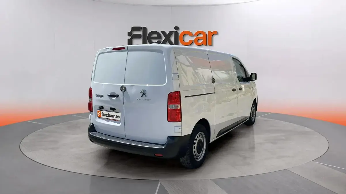 Usado Peugeot Expert 120 CV (88 kW) 2023 Blanco Van