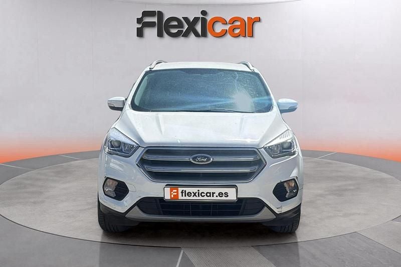 Usado Ford Kuga ST-Line 150 CV (110 kW) 2019 Blanco SUV