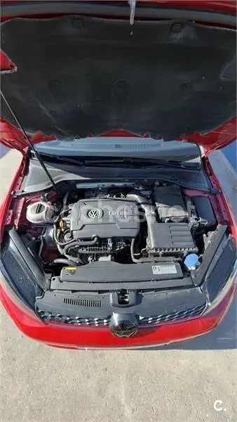 Usado VW Golf VII GTI 220 HP (161 kW) 2016 Vermelho Sedan