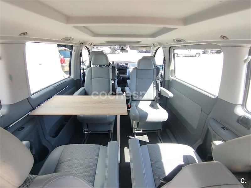 Usado Mercedes Viano 150 CV (110 kW) 2009 Beige Monovolumen